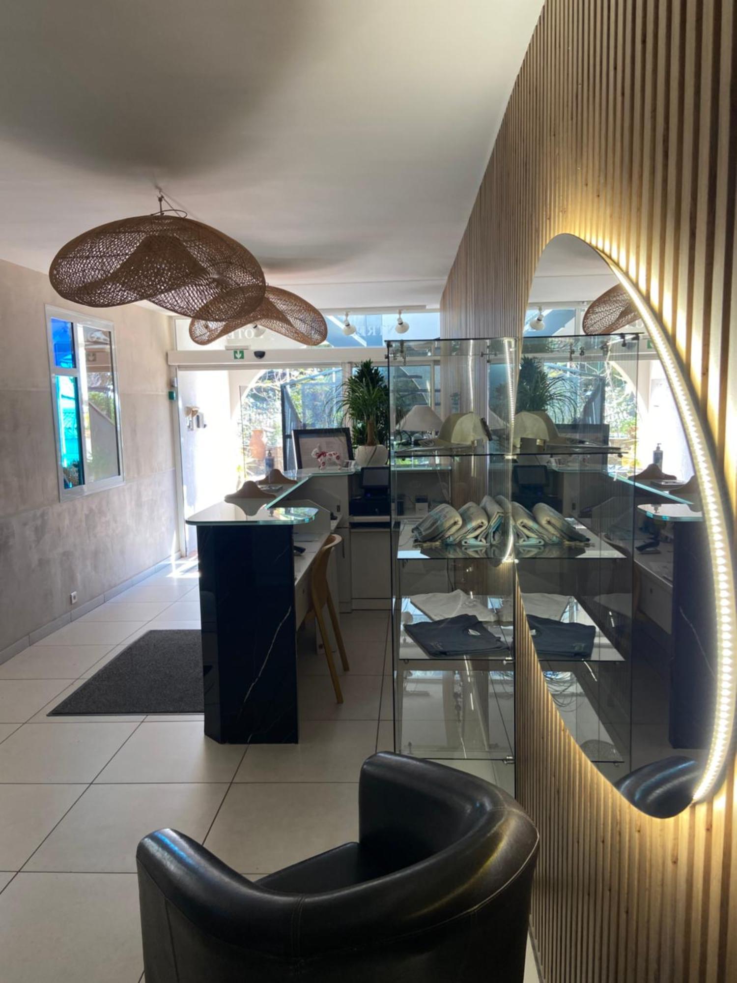 Les Alcyons Hotel