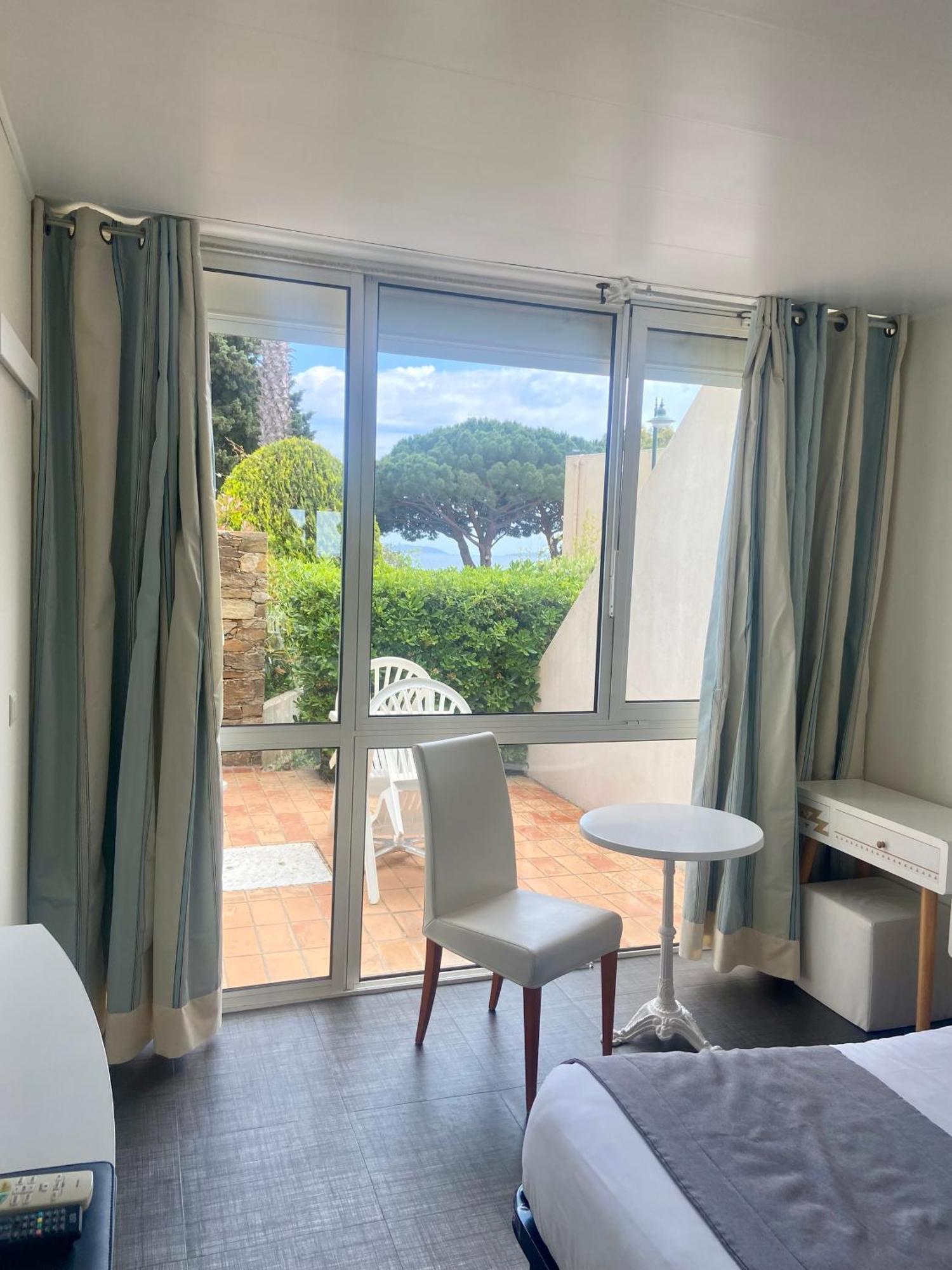 Hotel Les Alcyons Le Lavandou